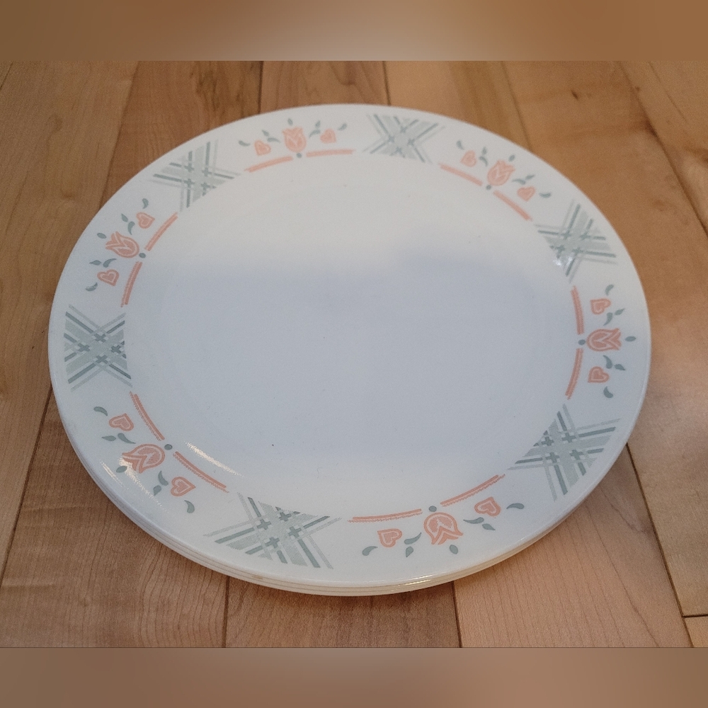 3 Corelle Dutch Lattice dinner plates